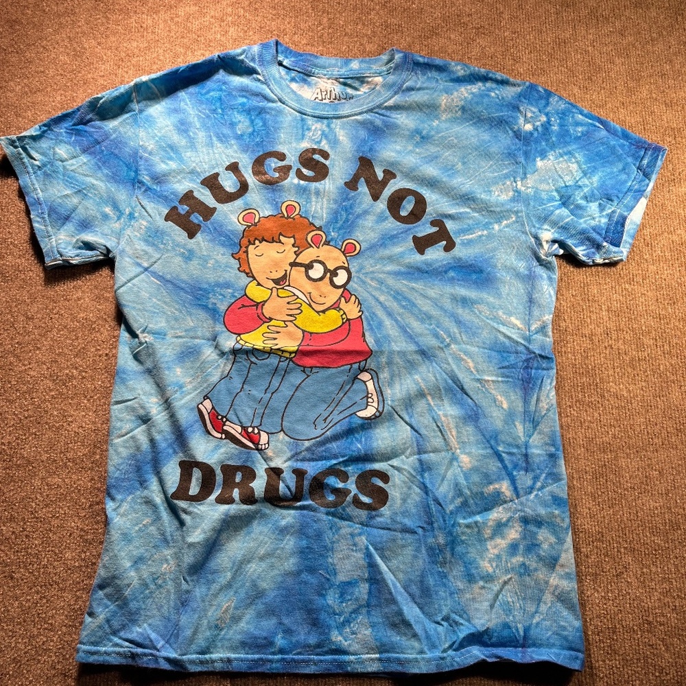 Arthur Hugs Not Drugs T-Shirt Medium Tie Dye